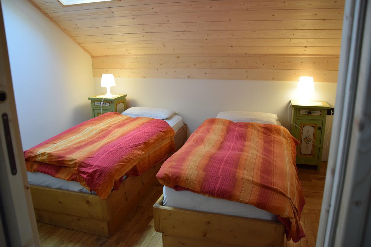 Appartamento La Casa Duron Campitello di Fassa Esterno foto